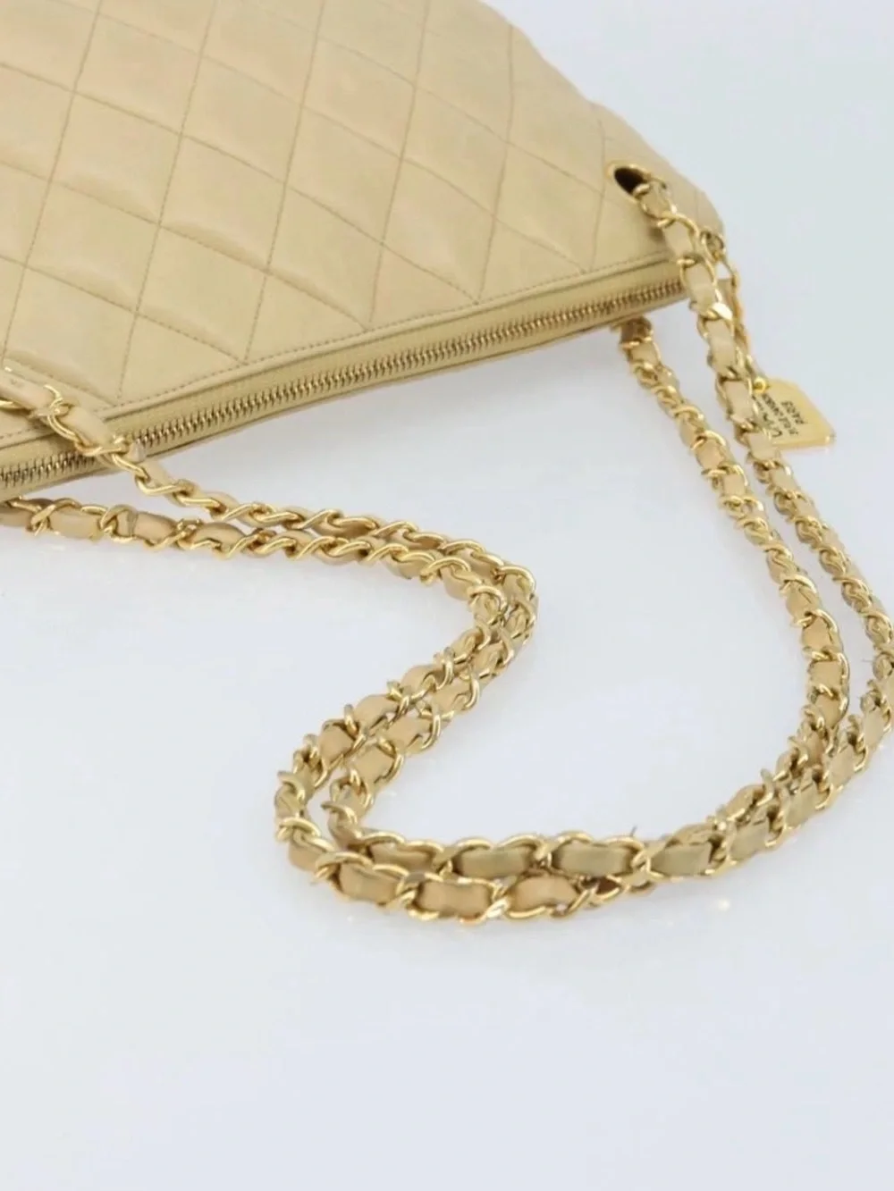 CHANEL Matelasse Chain Shoulder Tote Bag Lamb Skin Beige Gold CC Auth